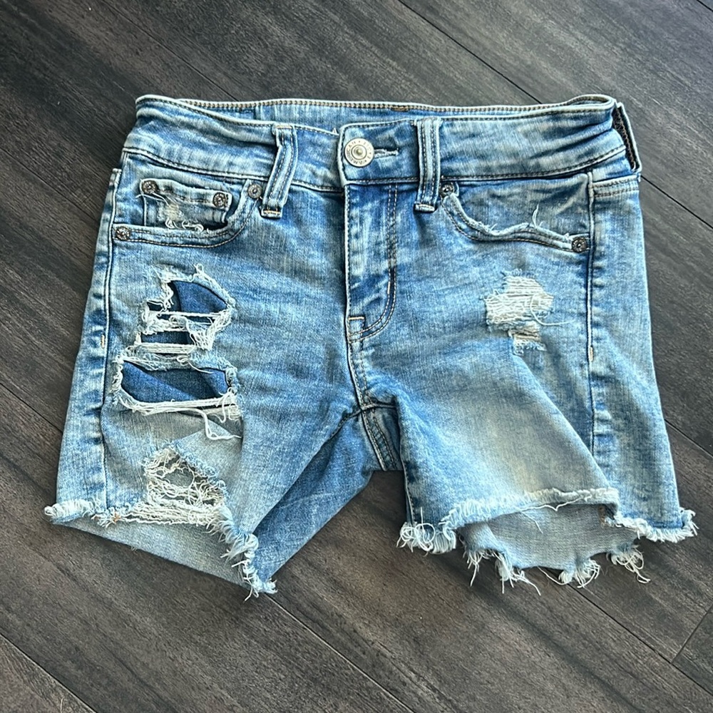 American Eagle Women's Next Level Stretch Jean Shorts